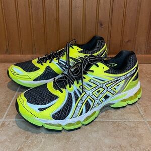 ASICS Gel Nimbus 15 running shoes